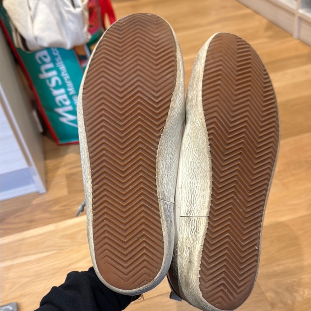 NWOT Men's Golden Goose Mid Star Sneakers - Picture 3 of 5